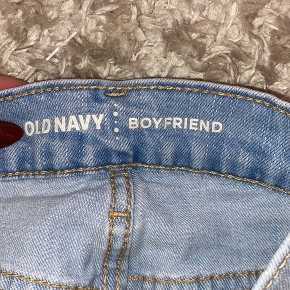 Old navy shorts - Picture 3 of 3